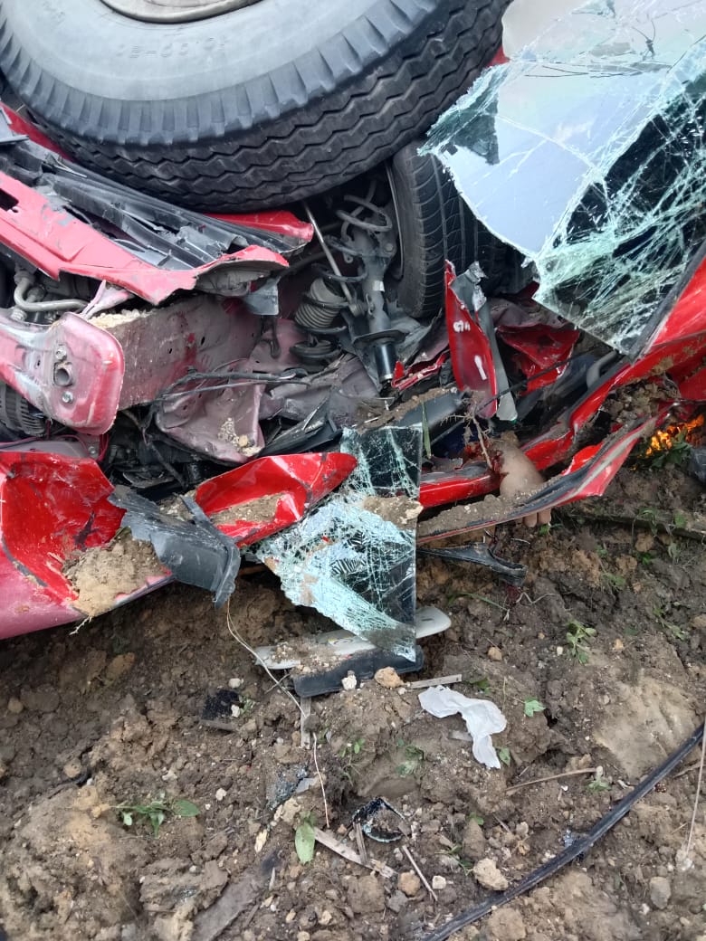 Kecelakaan Maut di Sikijang Mati, Mobil Agya Remuk Dihimpit Truk